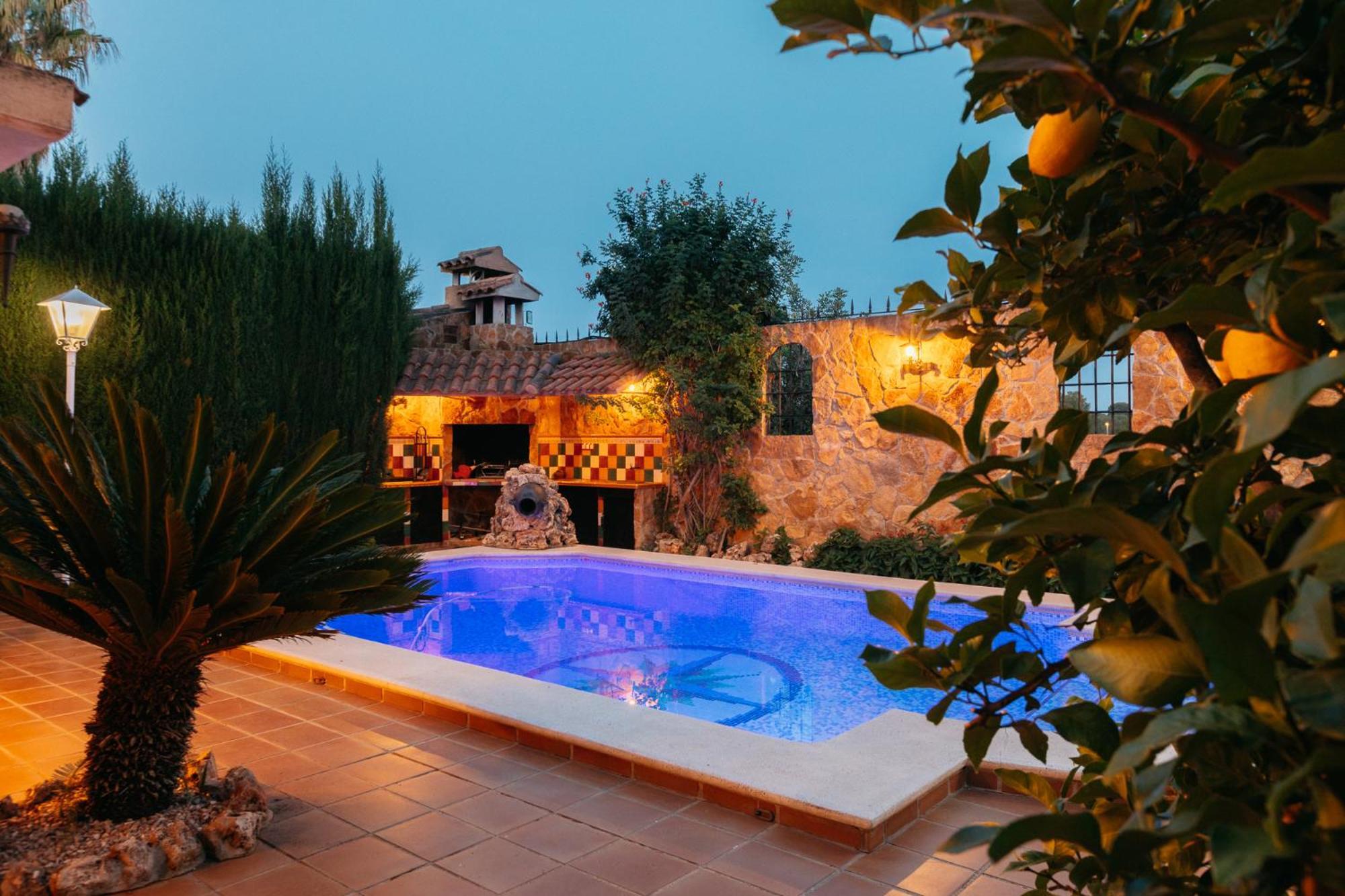 Chalet, Villa Rodeada De Naturaleza Piscina A Doce Klm De Valencia Y 7 Del Aeropuerto 外观 照片