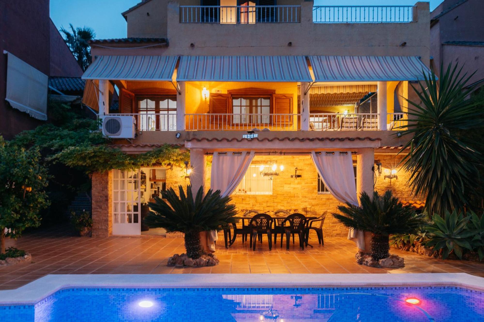 Chalet, Villa Rodeada De Naturaleza Piscina A Doce Klm De Valencia Y 7 Del Aeropuerto 外观 照片